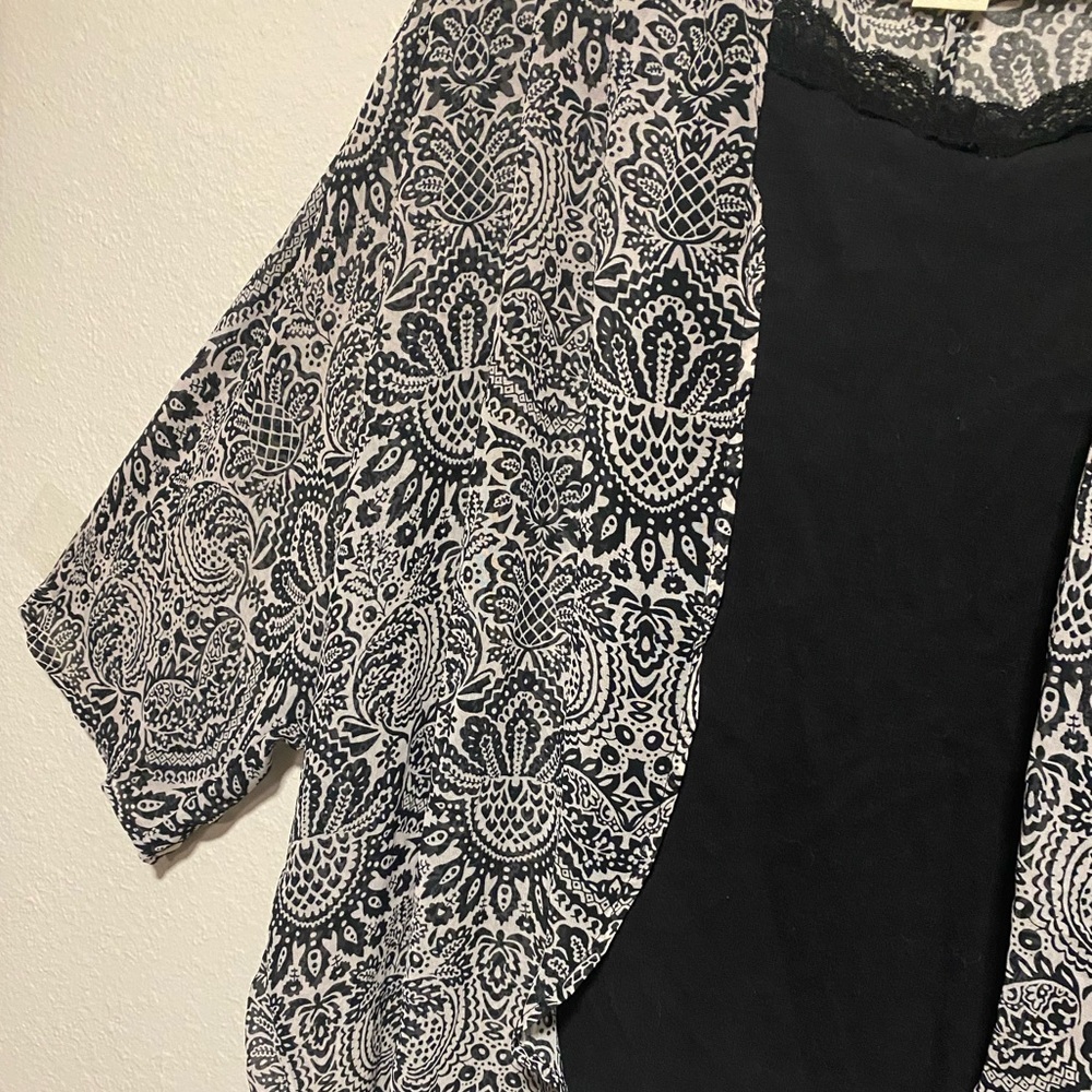 Black White Paisley Kimono Cardigan Plus Size XG 16/18 Open Front Sheer Top - Picture 4 of 5